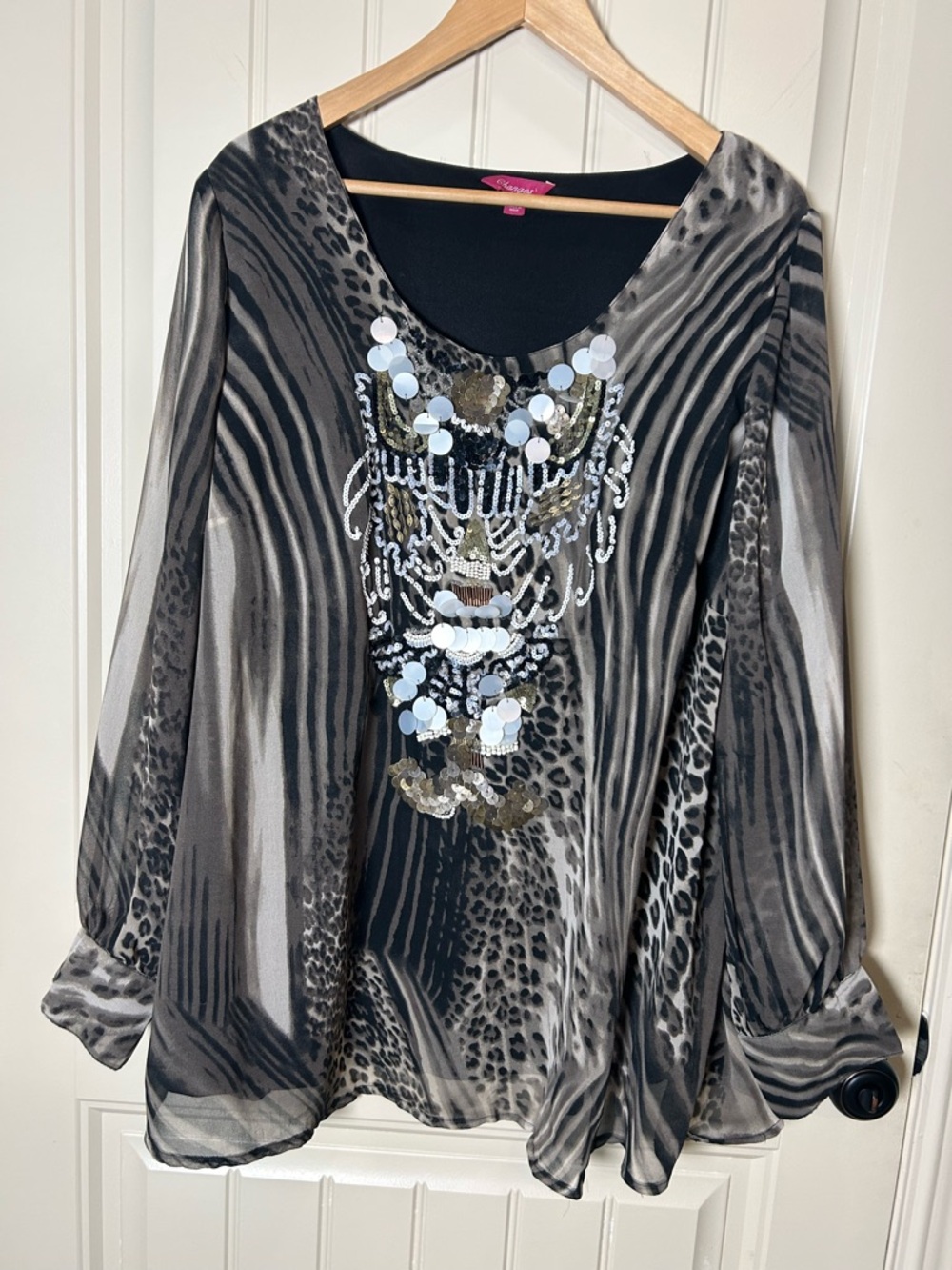 Changes byTogether Women’s Embellished Animal-Print Long Sleeve BlouseBoho Sz 22 - Picture 1 of 12